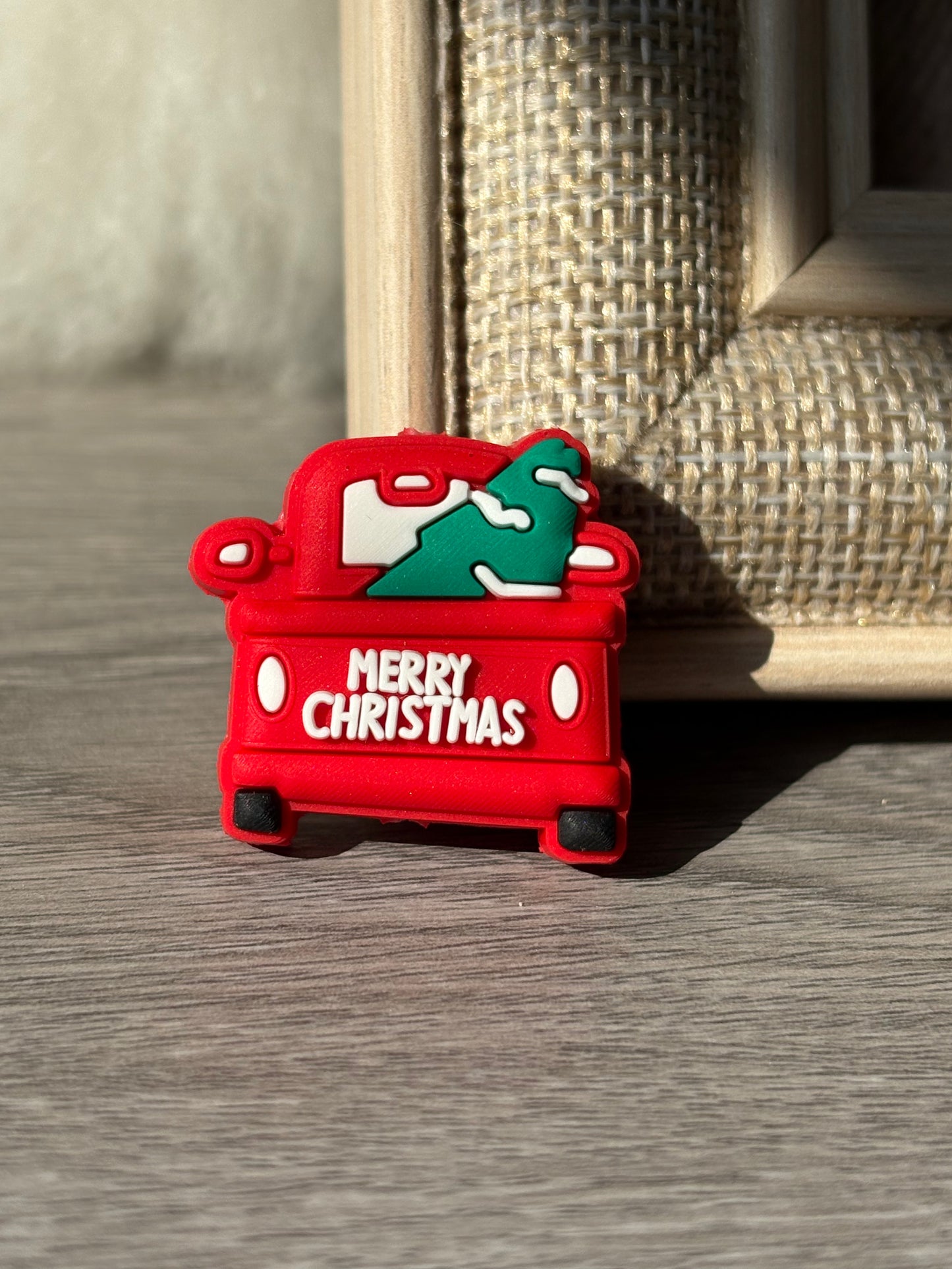 Merry Christmas truck Silicone Focal Beads