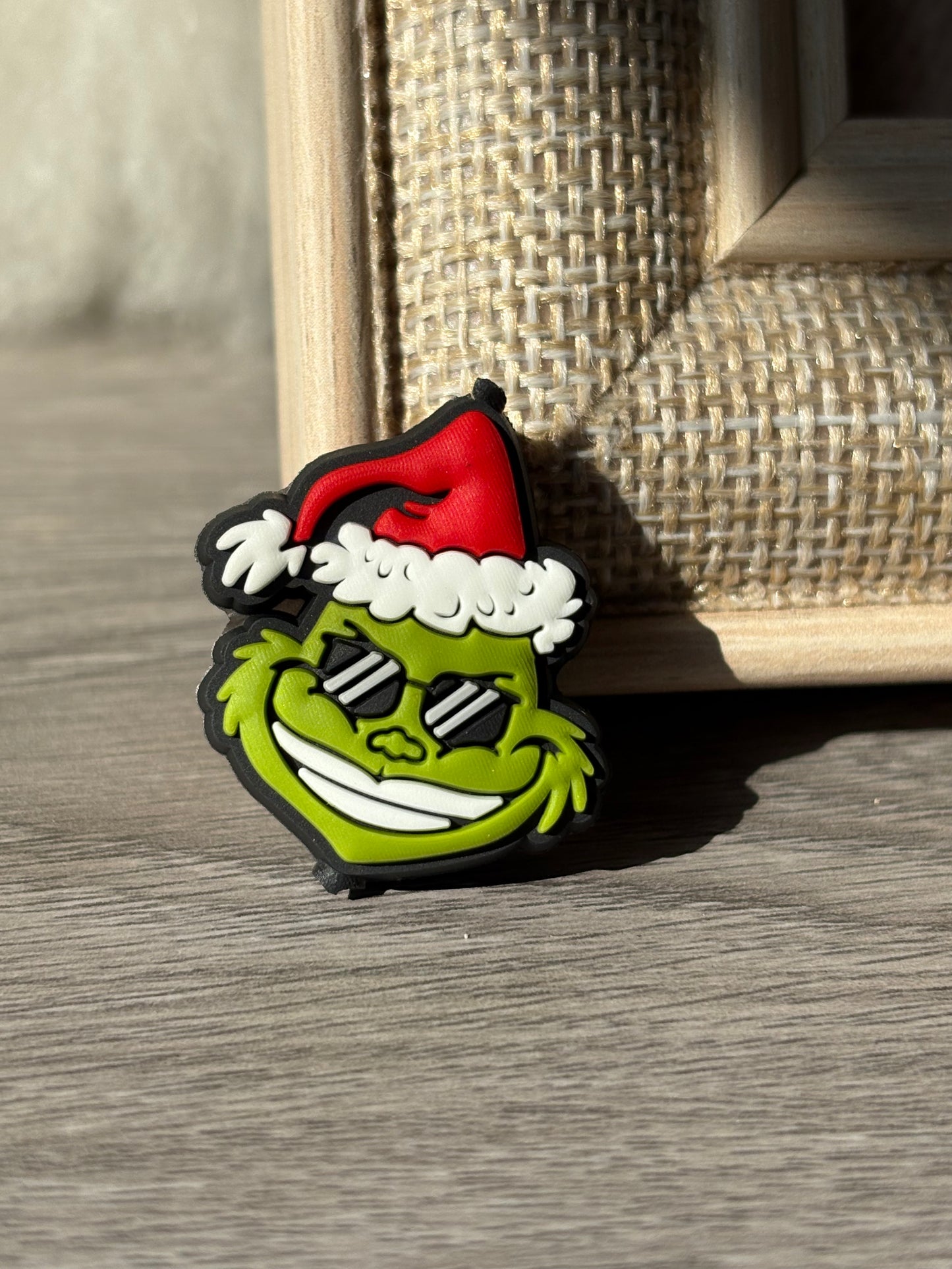 The Grinch Red Hat Silicone Focal Beads